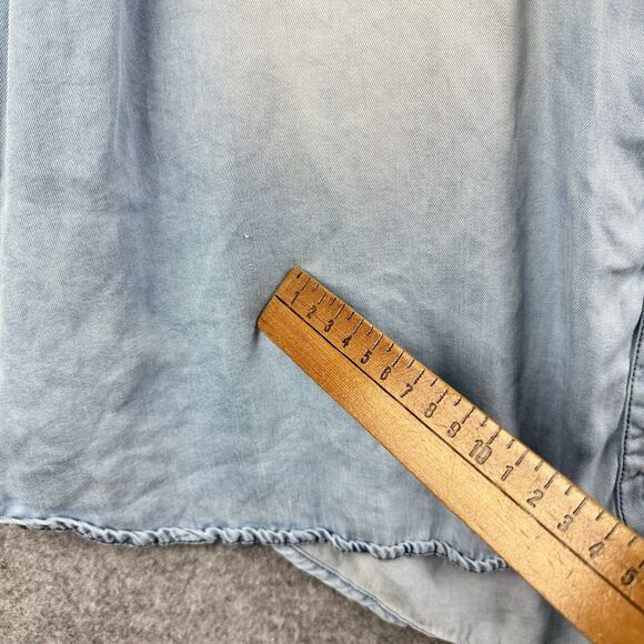 Cato Blue Chambray Top Shirt Womens 22/24 Light Distressed Wash Cuffed Button* - Picture 4 of 14